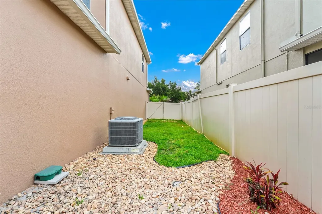 8806 Tatara Street Orlando FL 32836