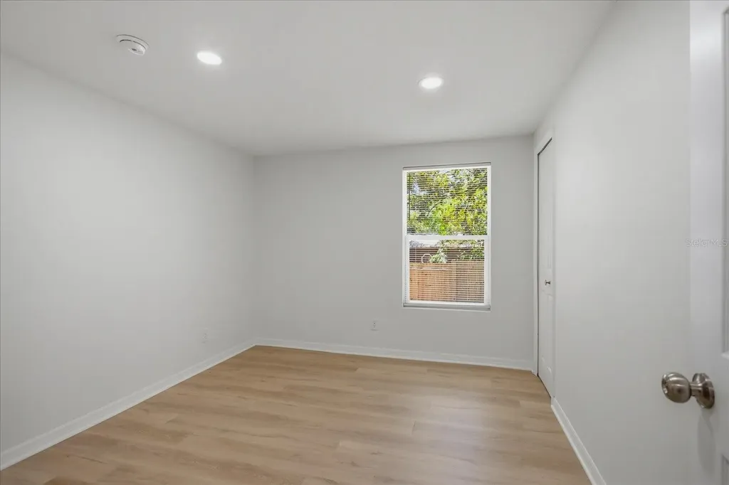 816 Woodland Avenue Leesburg FL 34748