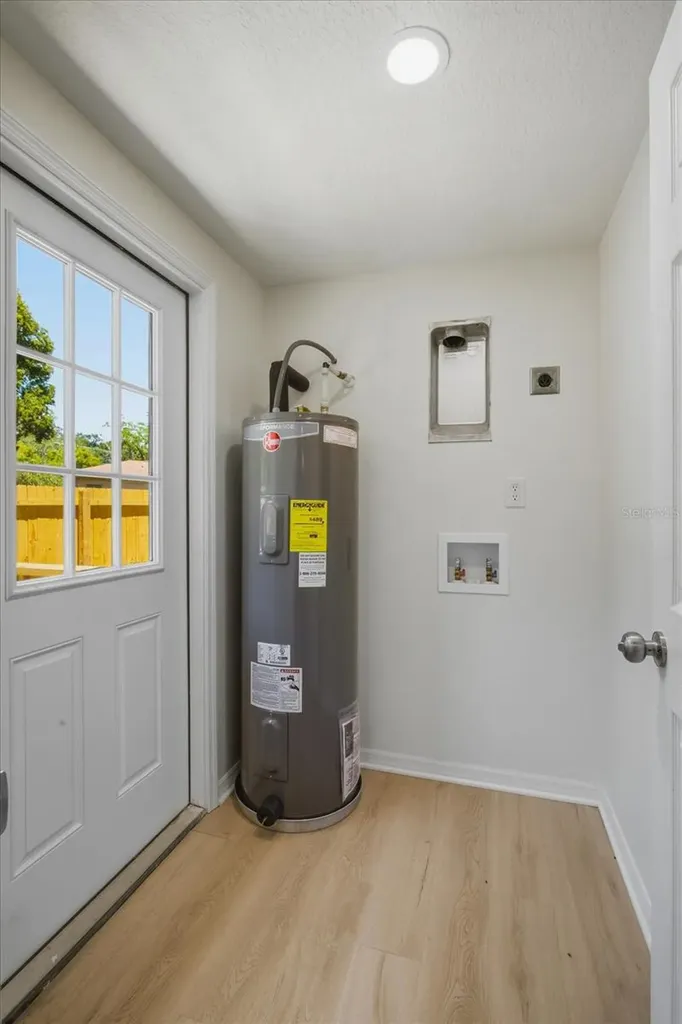 816 Woodland Avenue Leesburg FL 34748