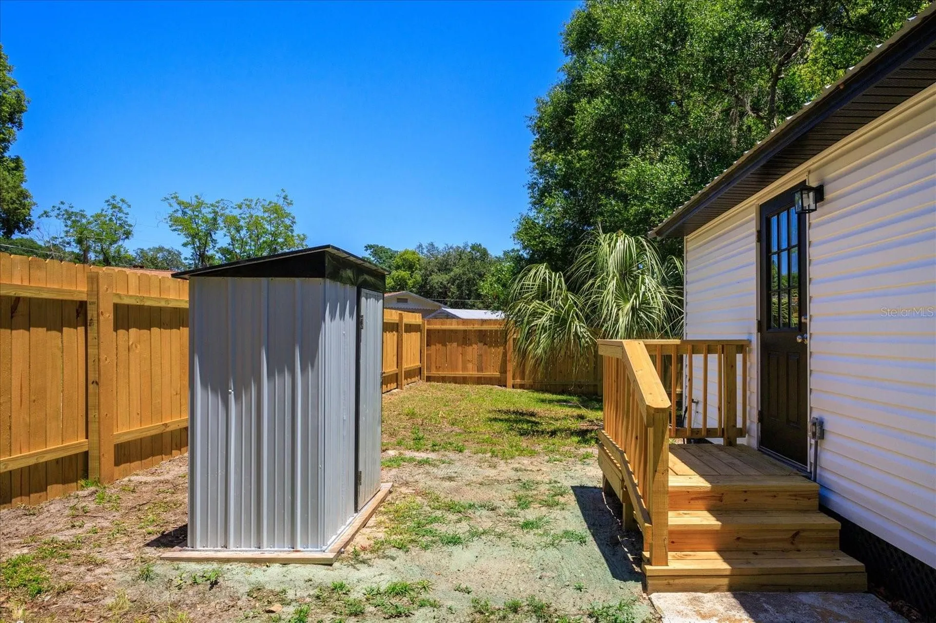 816 Woodland Avenue Leesburg FL 34748
