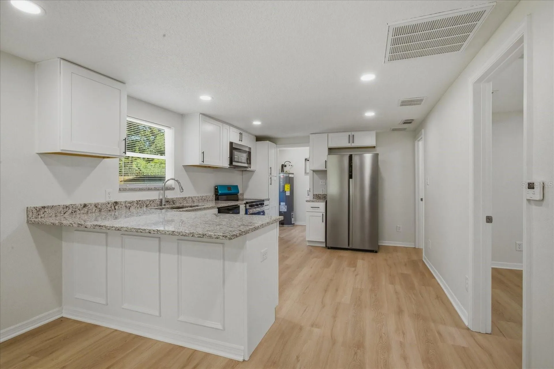 816 Woodland Avenue Leesburg FL 34748
