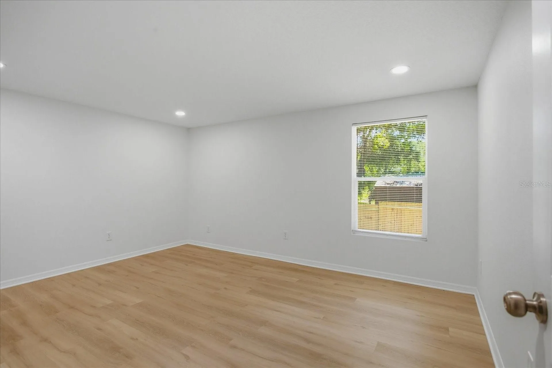 816 Woodland Avenue Leesburg FL 34748