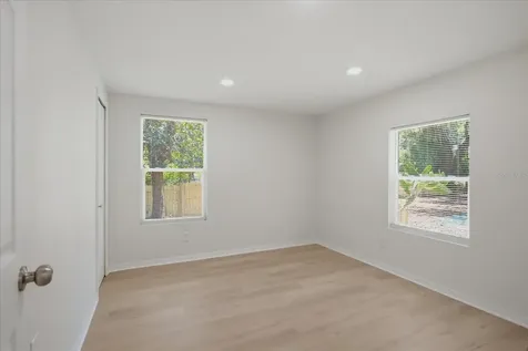 816 Woodland Avenue Leesburg FL 34748