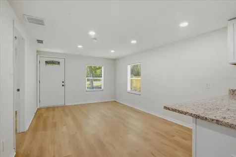 816 Woodland Avenue Leesburg FL 34748