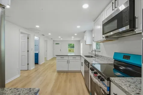 816 Woodland Avenue Leesburg FL 34748
