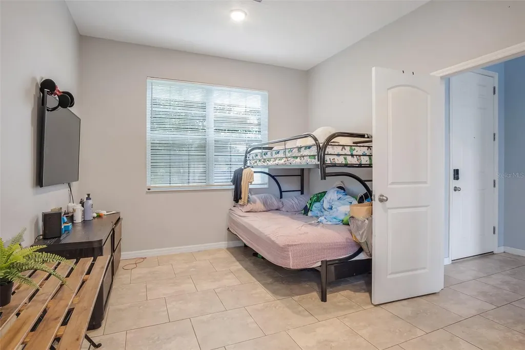 624 Sardinia Circle Davenport FL 33837