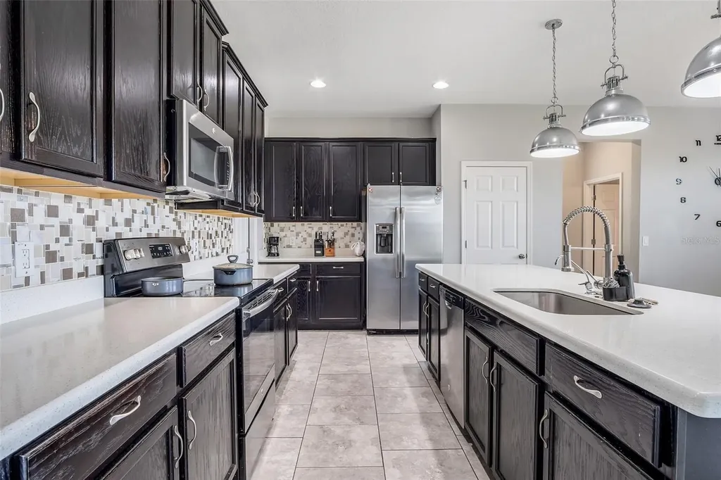 624 Sardinia Circle Davenport FL 33837