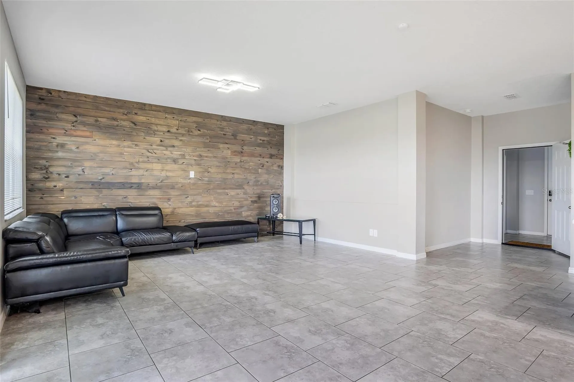624 Sardinia Circle Davenport FL 33837