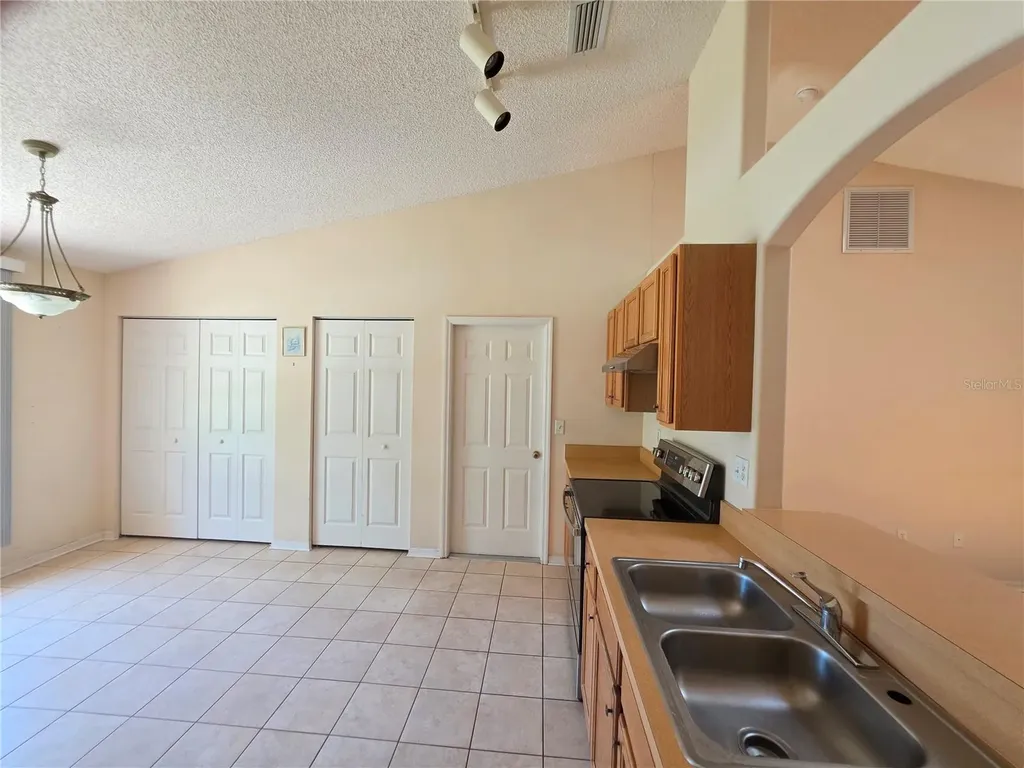 40 Pacific Drive Palm Coast FL 32164