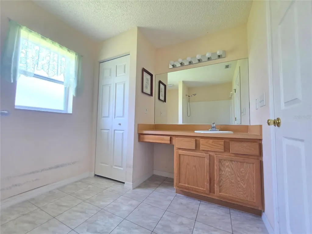 40 Pacific Drive Palm Coast FL 32164