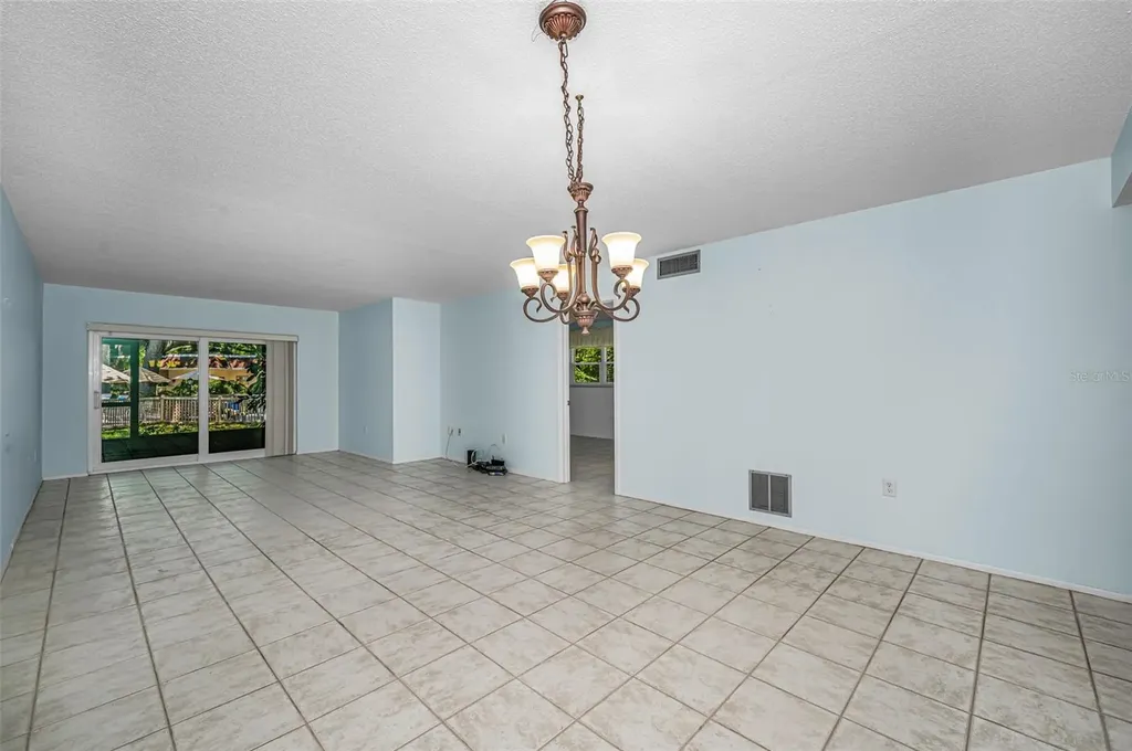 820 Patricia Avenue Dunedin FL 34698