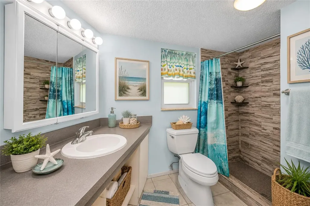 820 Patricia Avenue Dunedin FL 34698