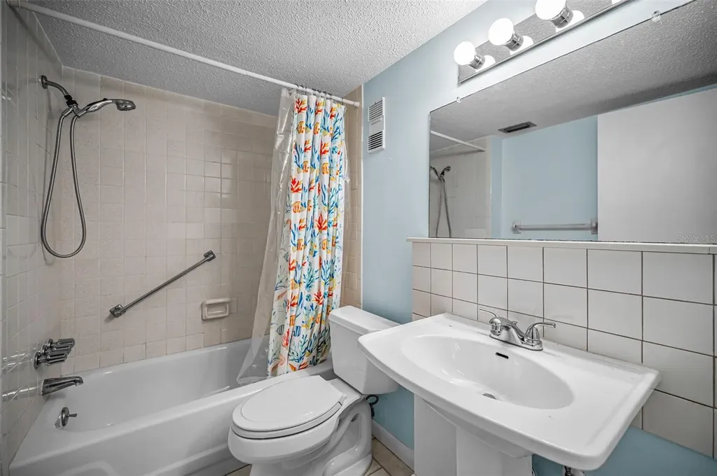 820 Patricia Avenue Dunedin FL 34698