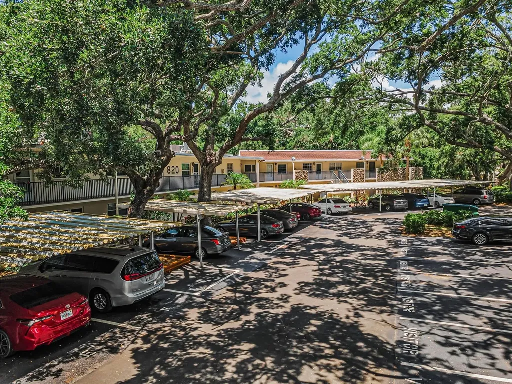 820 Patricia Avenue Dunedin FL 34698