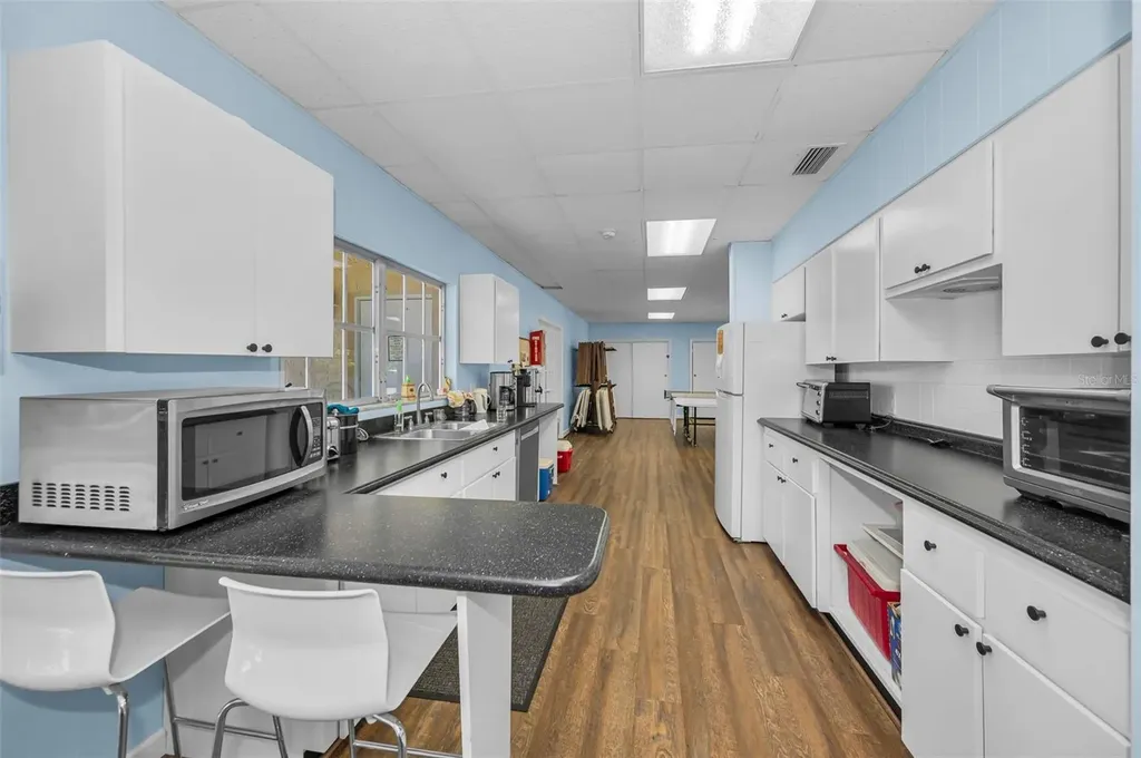 820 Patricia Avenue Dunedin FL 34698