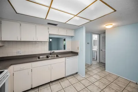 820 Patricia Avenue Dunedin FL 34698