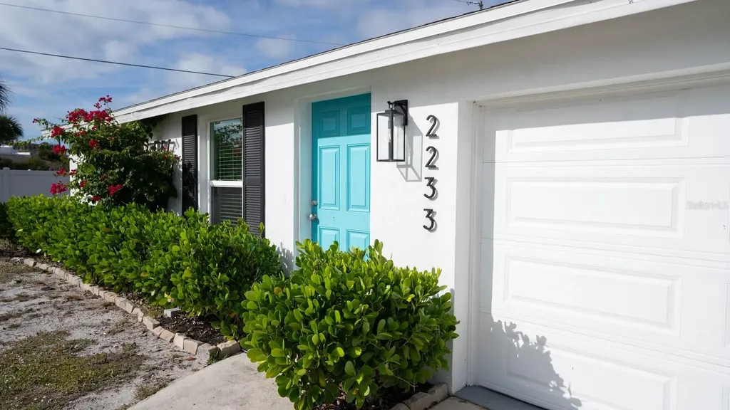 2237 Michele Drive Sarasota FL 34231