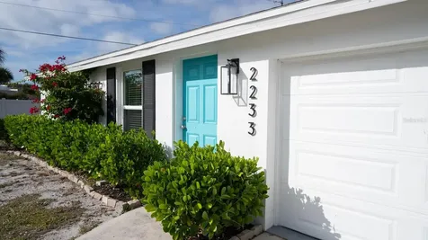 2237 Michele Drive Sarasota FL 34231