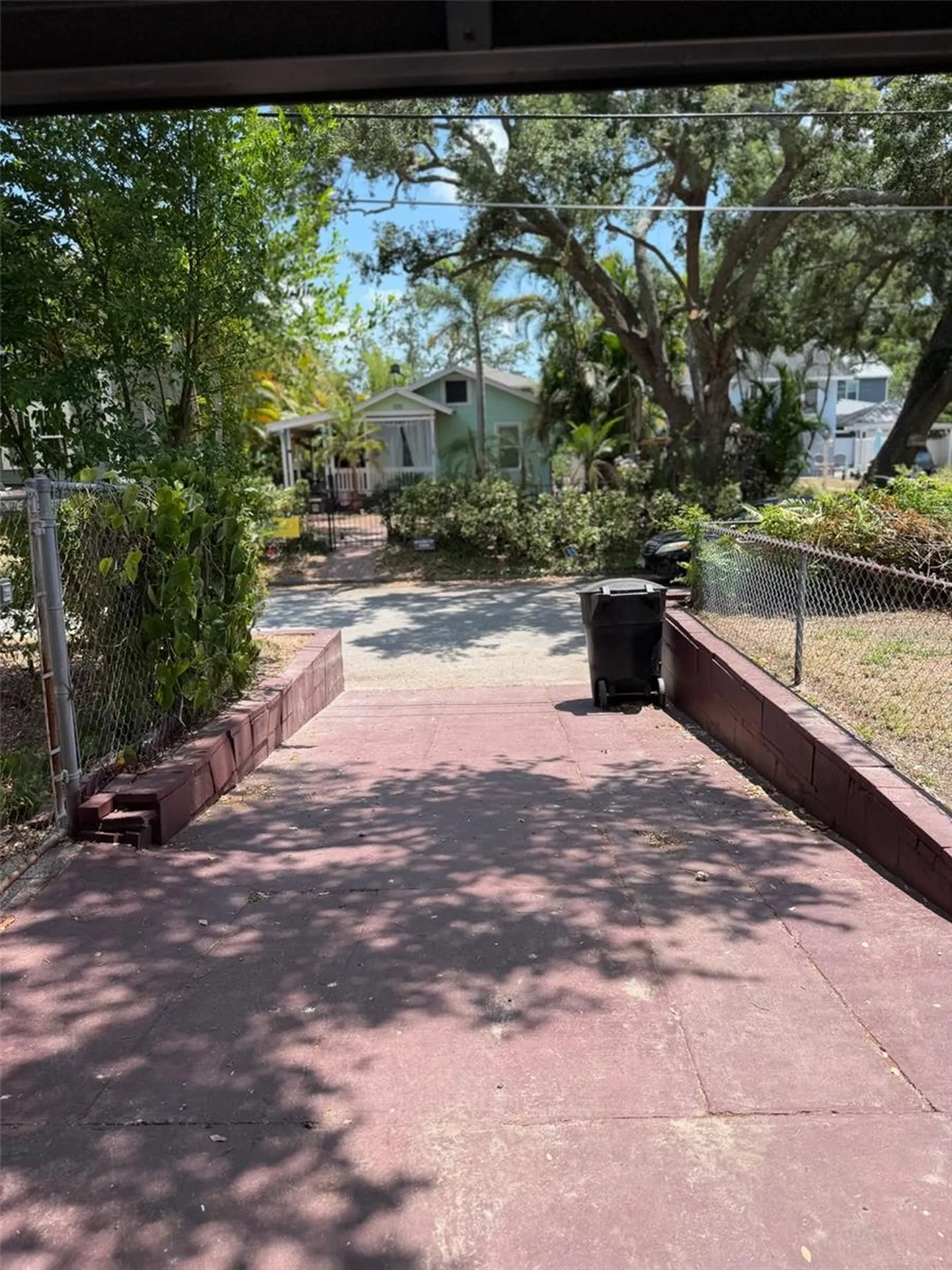 124 20th Avenue N St Petersburg FL 33704