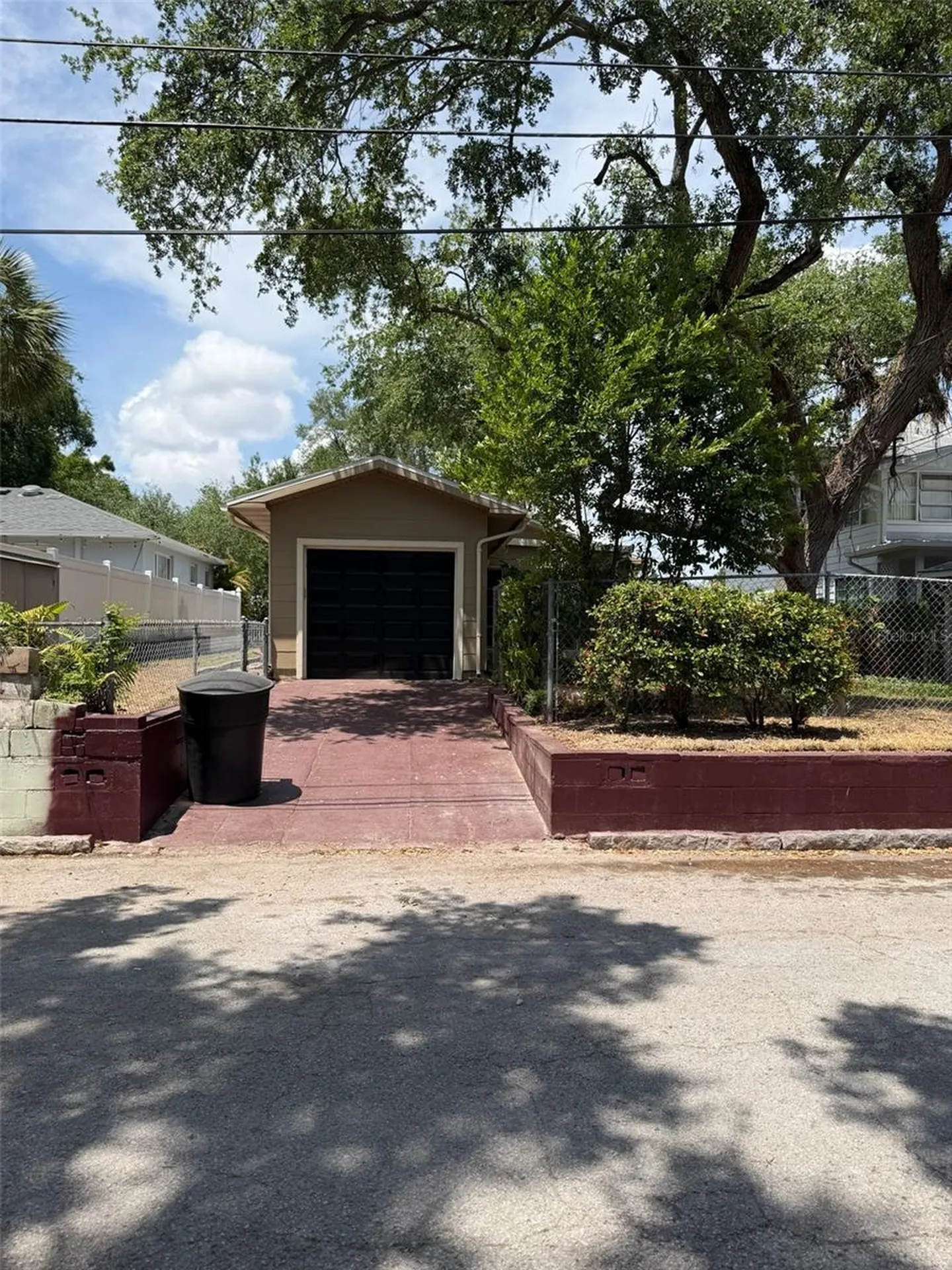 124 20th Avenue N St Petersburg FL 33704