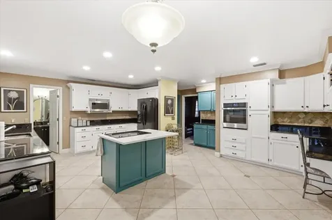 4498 Real Court Orlando FL 32808