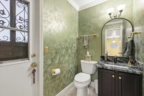 4498 Real Court Orlando FL 32808