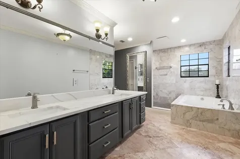 4498 Real Court Orlando FL 32808