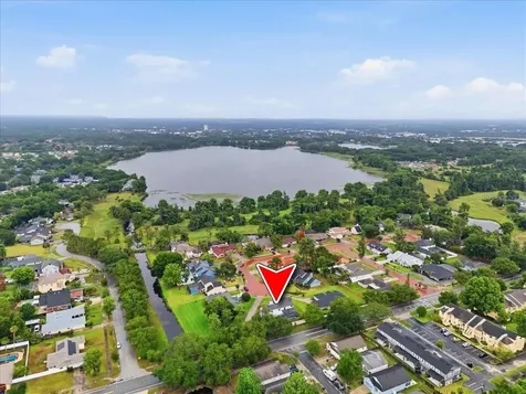4498 Real Court Orlando FL 32808