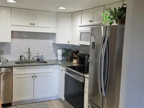 511 Plaza Seville Court Treasure Island FL 33706