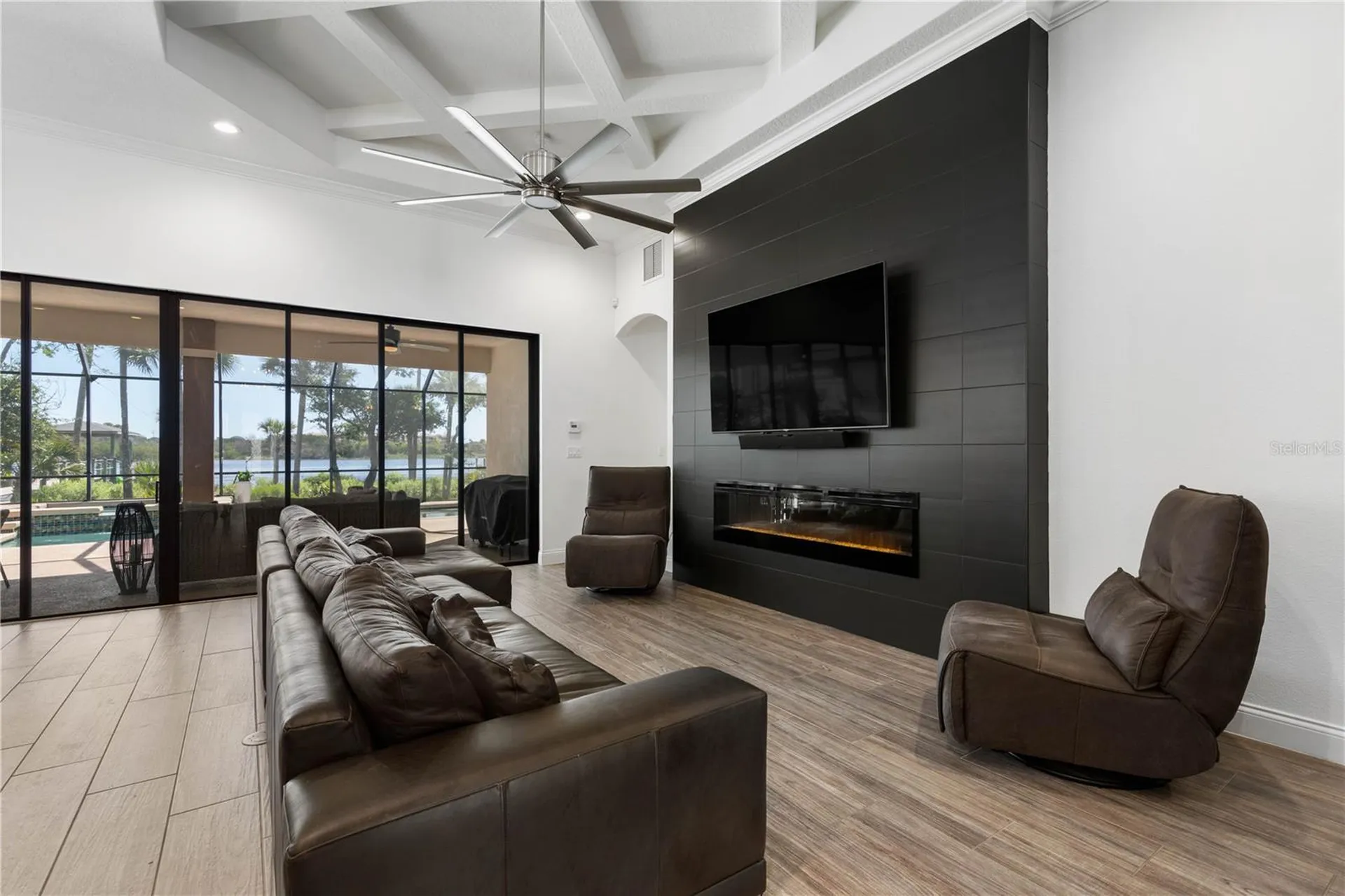 165 S Riverwalk Drive Palm Coast FL 32137
