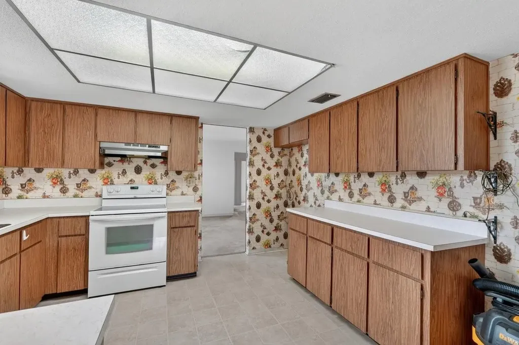 2342 Citrus Avenue South Daytona FL 32119