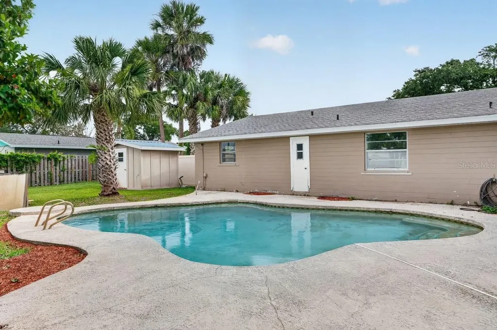 2342 Citrus Avenue South Daytona FL 32119