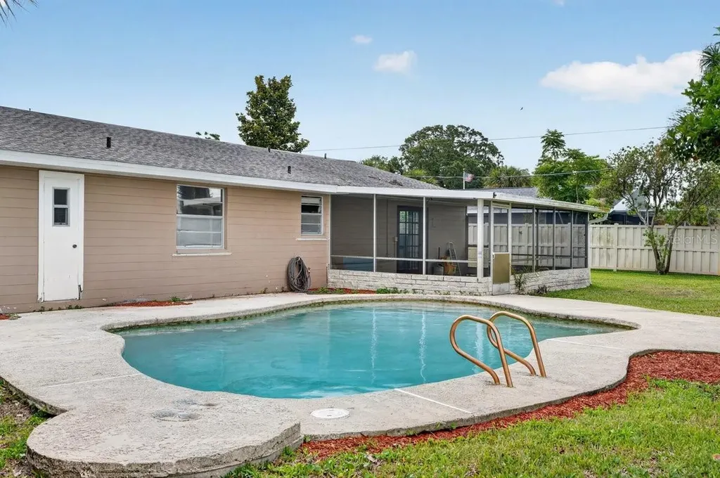 2342 Citrus Avenue South Daytona FL 32119