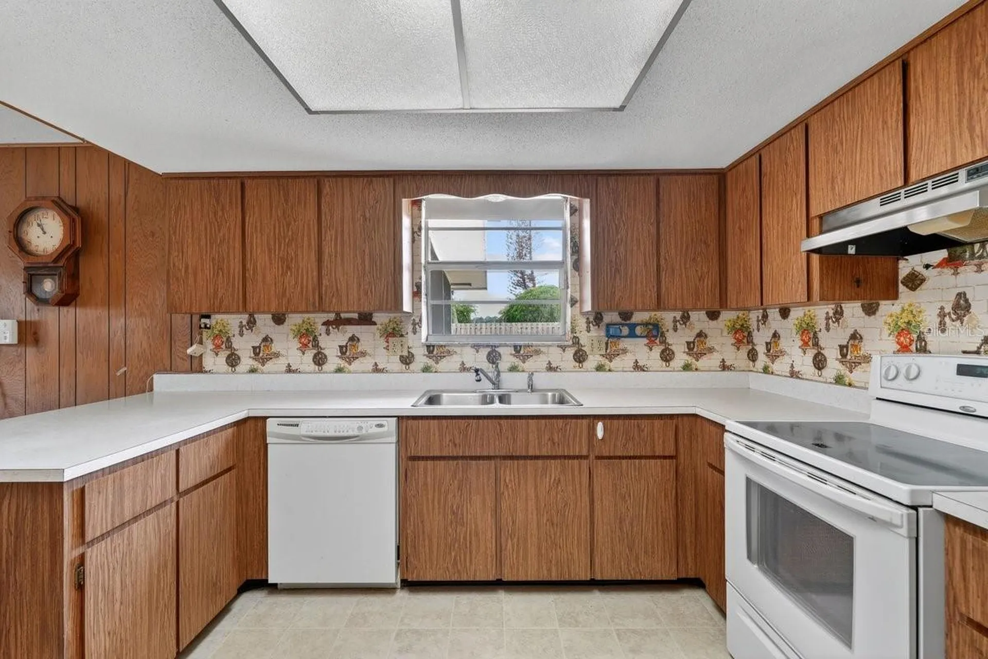 2342 Citrus Avenue South Daytona FL 32119