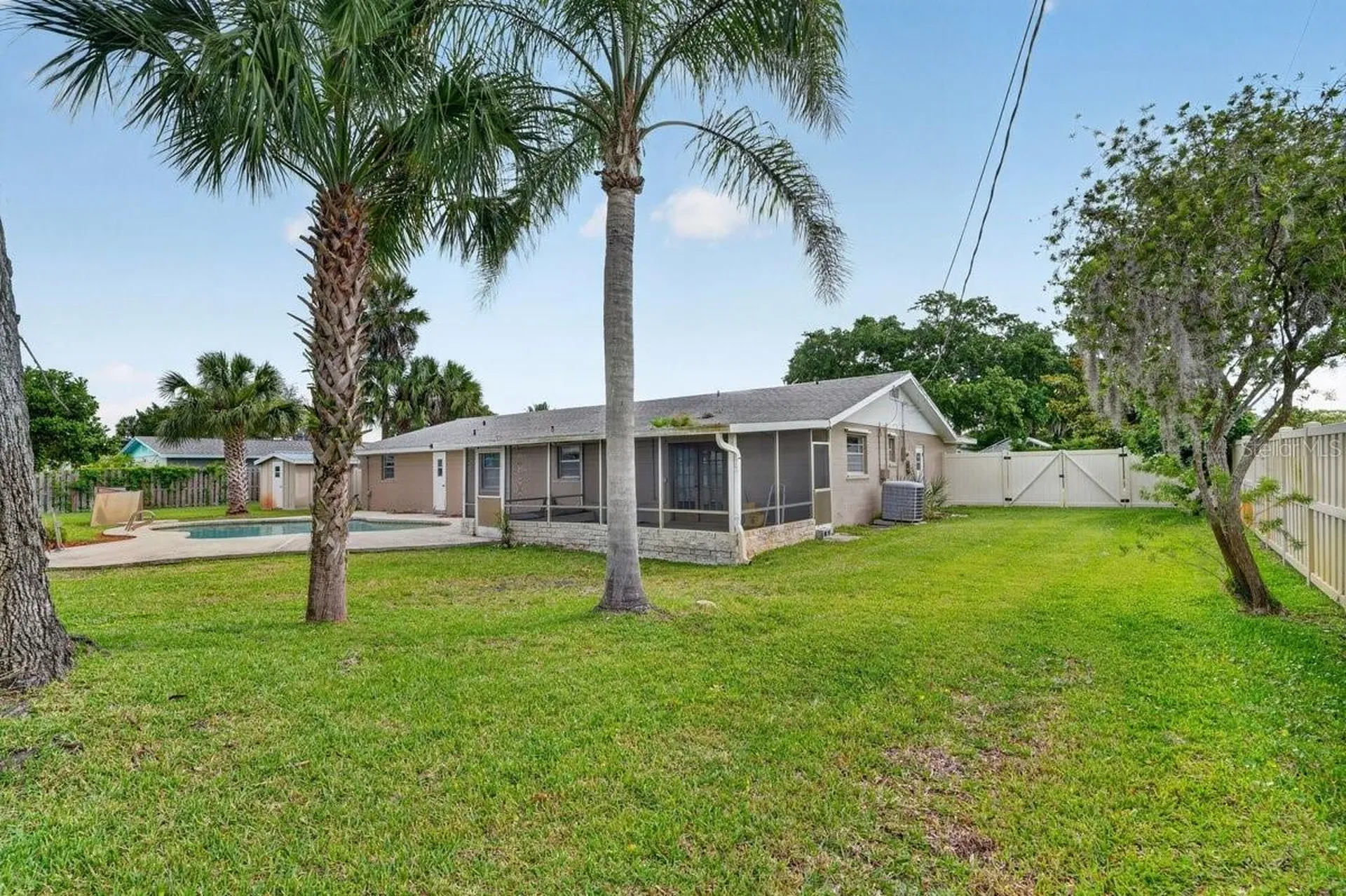 2342 Citrus Avenue South Daytona FL 32119