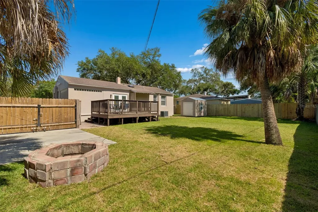 2805 S Manhattan Avenue Tampa FL 33629