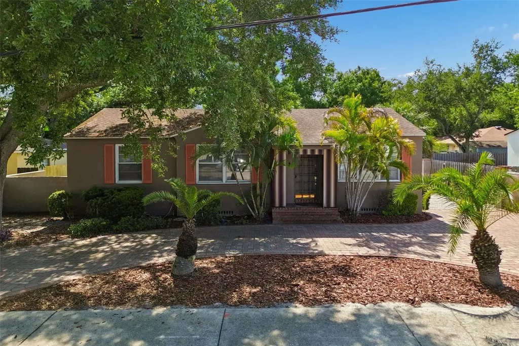 2805 S Manhattan Avenue Tampa FL 33629