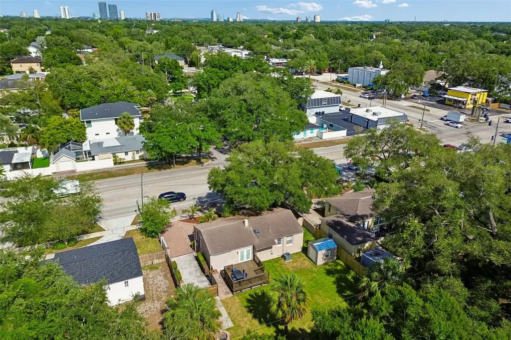 2805 S Manhattan Avenue Tampa FL 33629
