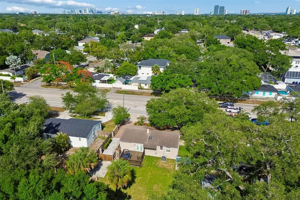 2805 S Manhattan Avenue Tampa FL 33629