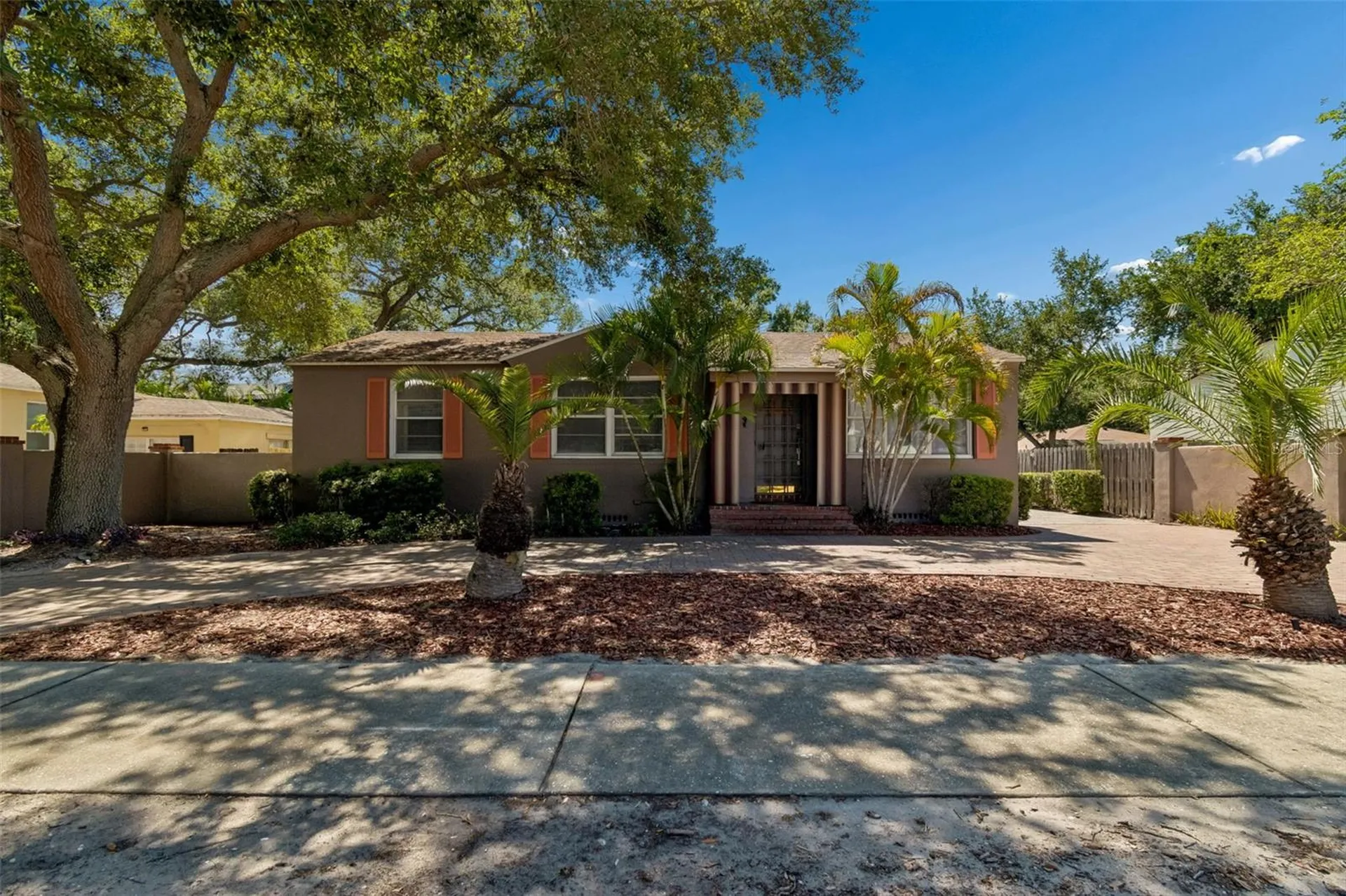 2805 S Manhattan Avenue Tampa FL 33629