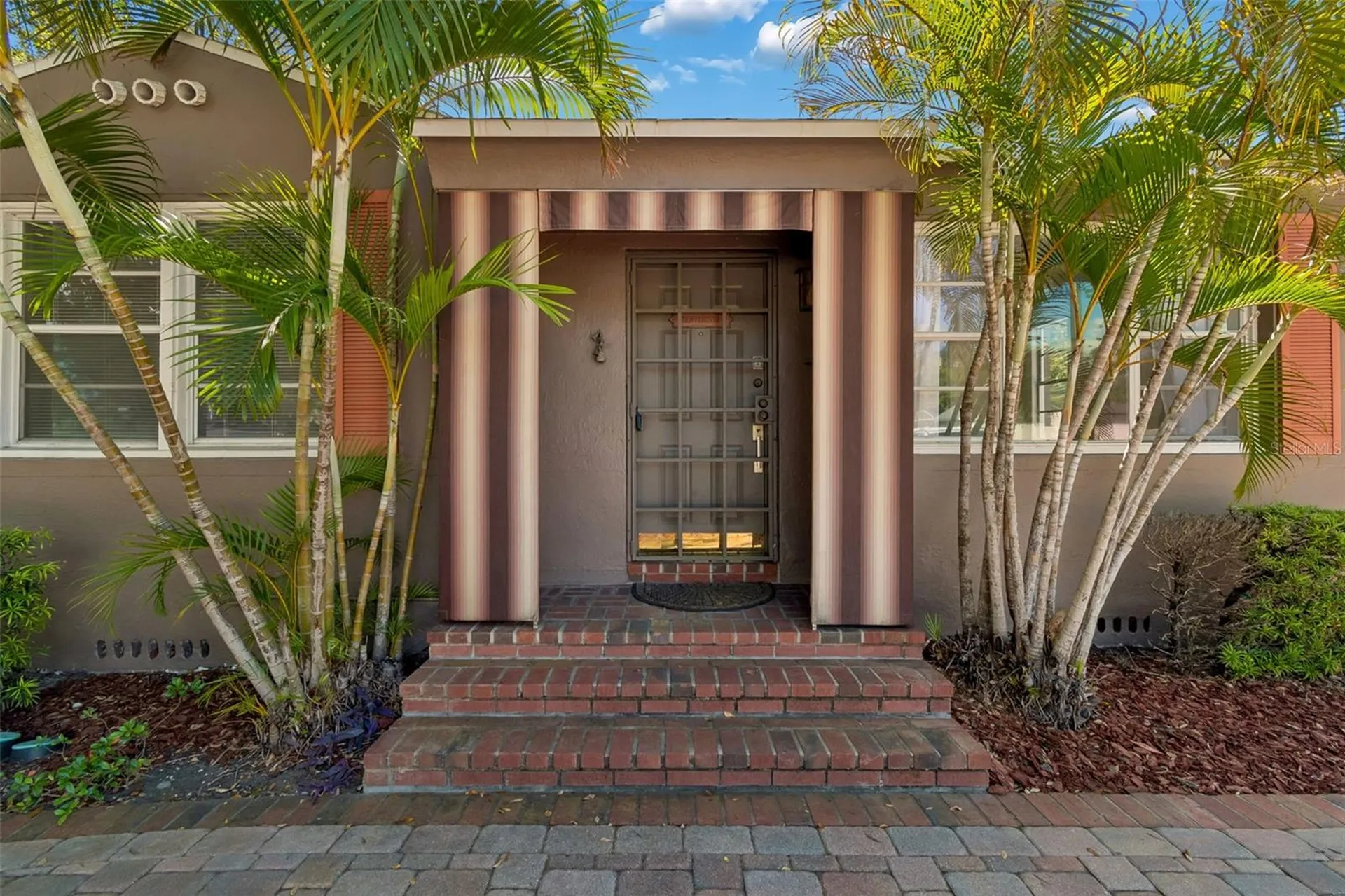 2805 S Manhattan Avenue Tampa FL 33629
