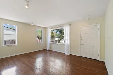 2805 S Manhattan Avenue Tampa FL 33629