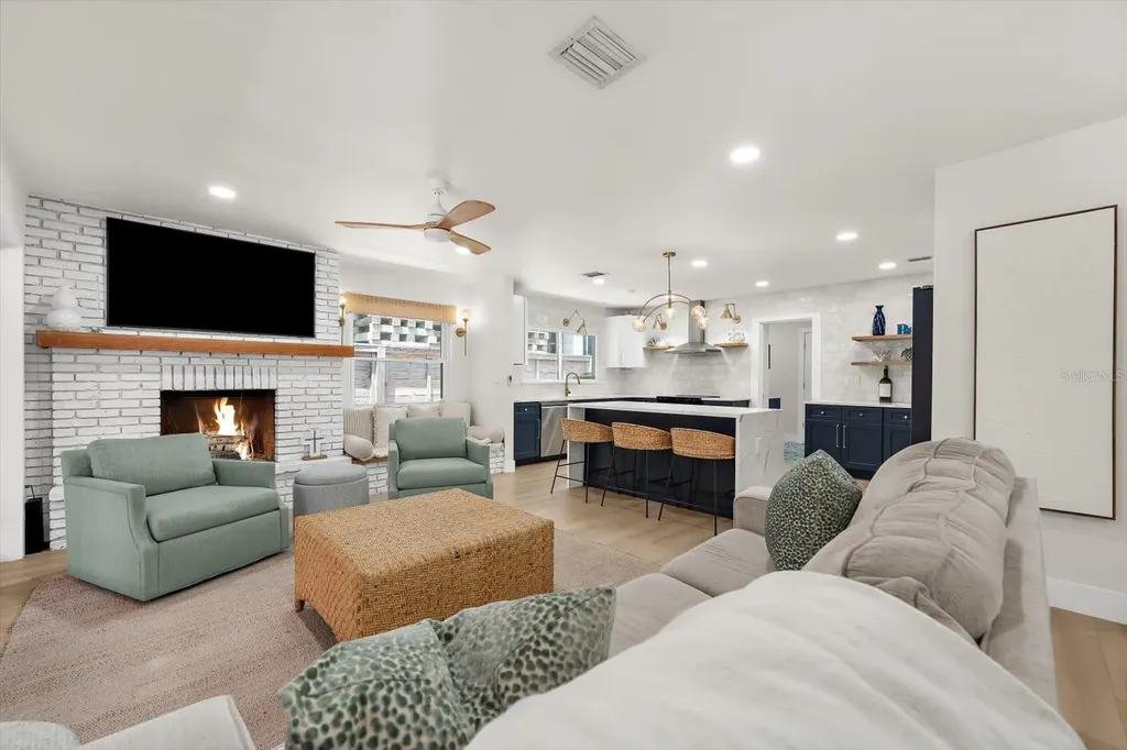 730 Bay Esplanade Clearwater Beach FL 33767