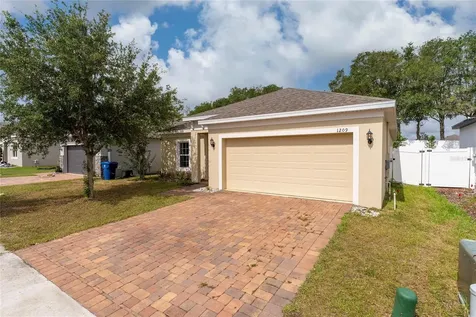 1209 Stratton Avenue Groveland FL 34736