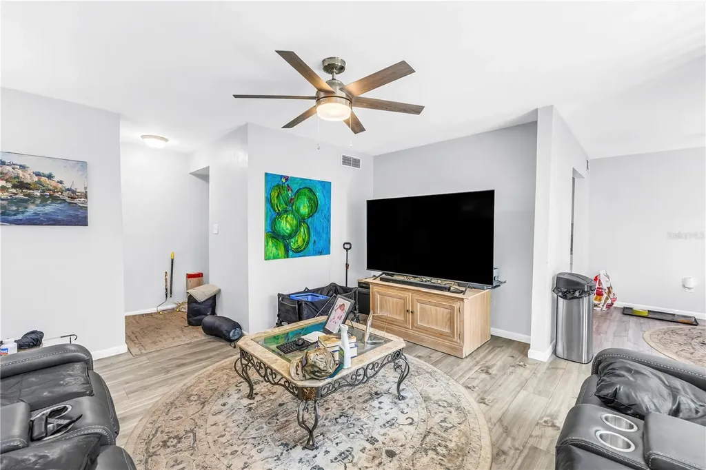 4160 35th Terrace S St Petersburg FL 33711
