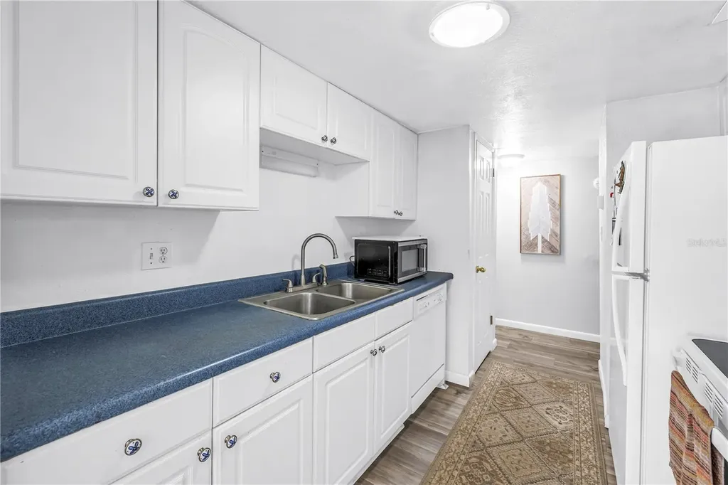4160 35th Terrace S St Petersburg FL 33711