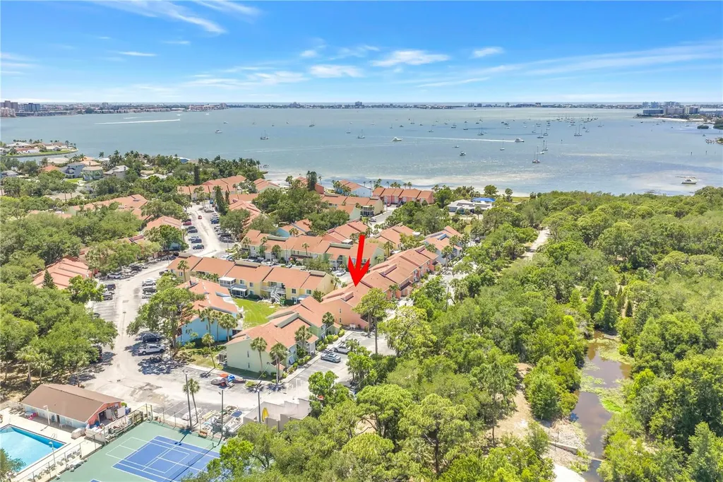 4160 35th Terrace S St Petersburg FL 33711
