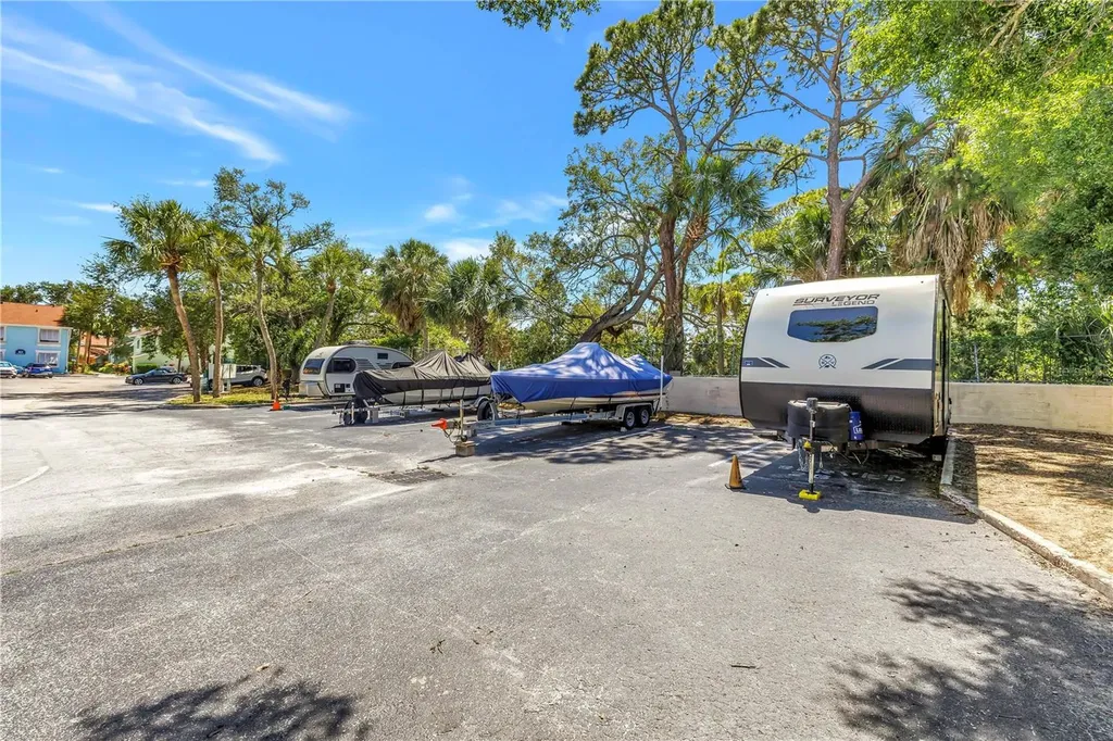 4160 35th Terrace S St Petersburg FL 33711