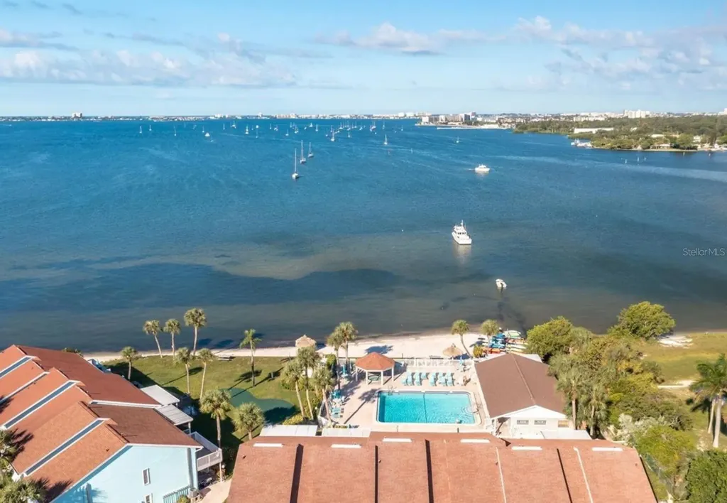 4160 35th Terrace S St Petersburg FL 33711
