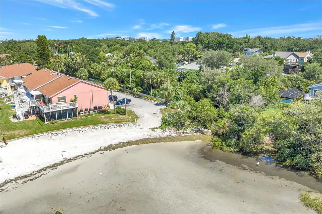 4160 35th Terrace S St Petersburg FL 33711